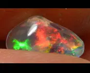 OPALE PRECIEUSE CRISTAL PIERRE MEXIQUE