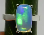 SILVER 925 RING & ETHIOPIAN OPAL