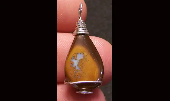 SILVER 925 OPAL KOROIT PENDANT