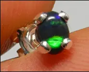 SILVER EARRING & AUSTRALIAN BLACK OPAL