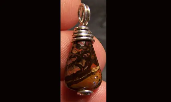 SILVER 925 OPAL KOROIT PENDANT