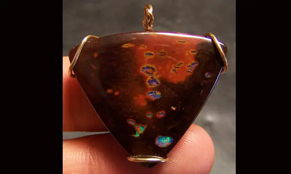 PENDENTIF OR 14K GF - OPALE KOROIT