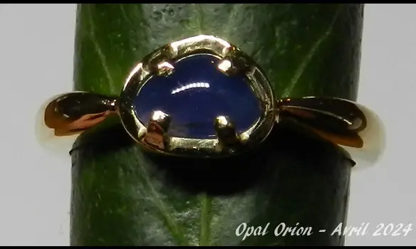 18 K GOLD RING & FRENCH BLUE SAPPHIRE