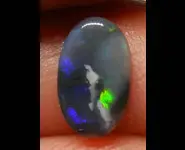 OPALE NOIRE 0.75 CT PIERRE AUSTRALIE