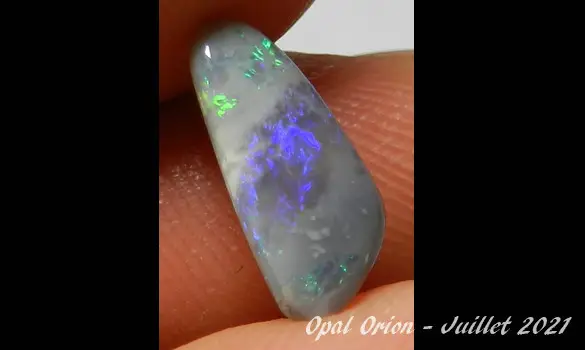DARK OPAL 0.95 CT AUSTRALIA L. RIDGE
