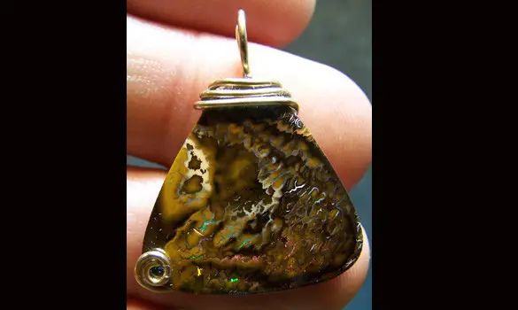 PENDENTIF OR 14K GF - OPALE KOROIT