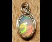 SILVER 925 PENDANT & ETHIOPIAN OPAL