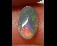 OPALE NOIRE 0.35 CT PIERRE AUSTRALIE