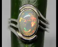 SILVER 925 RING & ETHIOPIAN OPAL