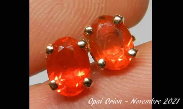 BOUCLES D'OREILLES OPALES FEU MEXIQUE OR