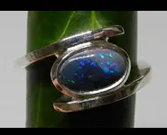 SILVER 925 RING & AUSTRALIAN BLACK OPAL