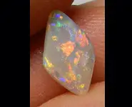 OPALE AUSTRALIE PIERRE ROUGE 0.75 CT