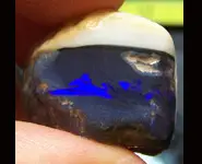 OPALE NOIRE BRUTE 35 CT AUSTRALIE