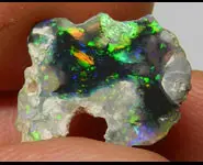 OPALE NOIRE 2 CT PIERRE AUSTRALIE