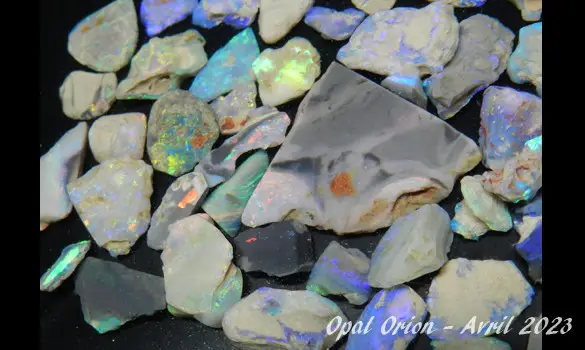 ROUGH OPAL 847 CT AUSTRALIA L. RIDGE