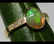 BAGUE OPALE CRISTAL AUSTRALIE OR DIAMANT