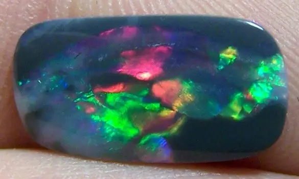SOLID BLACK OPAL 2.10 CT