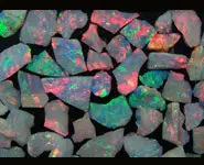 OPALE BLANCHE BRUTE 92.60 CT C. PEDY