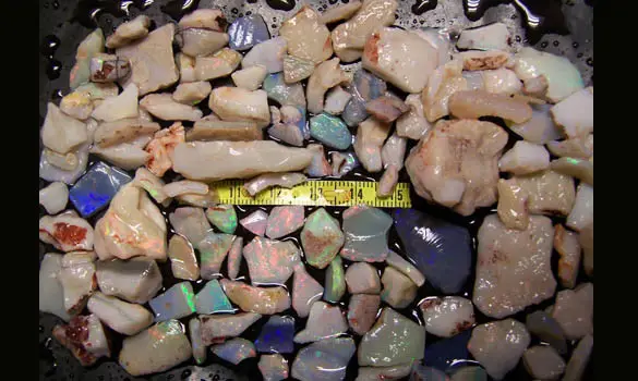 OPALE BLANCHE BRUTE 428 CT C. PEDY