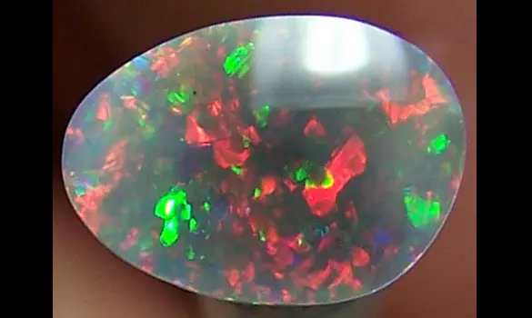 SOLID BLACK OPAL 0.95 CT LIGHTNING RIDGE