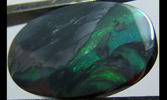 SOLID BLACK OPAL 7.35 CT AUSTRALIA