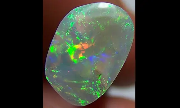 SOLID CRYSTAL OPAL 0.70 CT AUSTRALIA