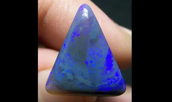 SOLID OPALE NOIRE 8.05 CT AUSTRALIE