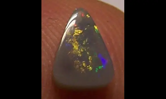 SOLID BLACK OPAL 0.50 CT AUSTRALIA