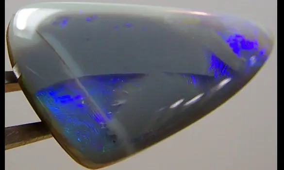 SOLID OPALE DARK 9.40 CT AUSTRALIE