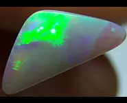 SOLID DARK OPAL 0.70 CT AUSTRALIA