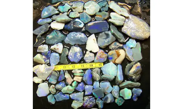 SOLID BLACK OPAL ROUGH 502CT L. RIDGE