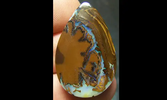 CUT KOROIT OPAL 29 CT AUSTRALIA