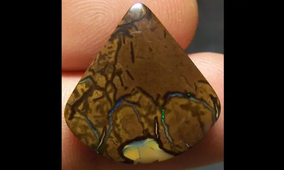 OPALE KOROIT 17 CT QUEENSLAND