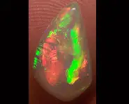 SUPERBE OPALE POLIE 1.70 CT WELO