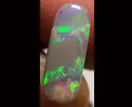 SOLID OPALE NOIRE 2.40 CT L. RIDGE