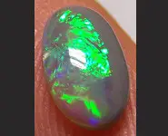 SOLID DARK OPAL 0.95 CT AUSTRALIA