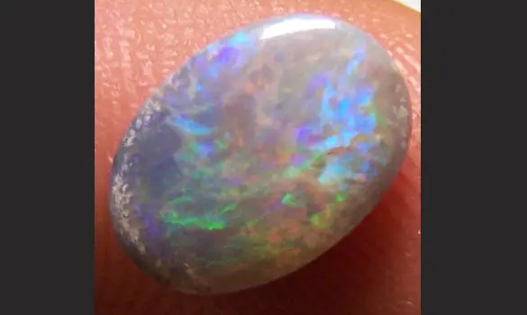 SOLID DARK OPAL 1.20 CT AUSTRALIA