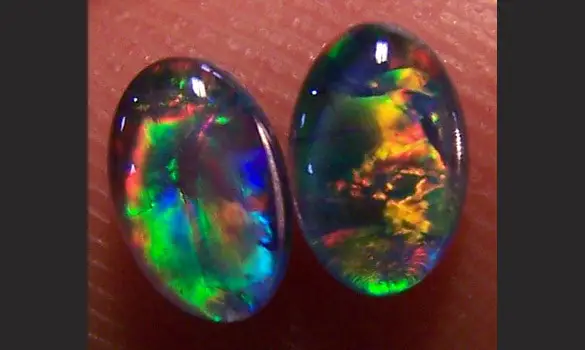 2 OPALS TRIPLET 6x4mm COOBER PEDY