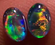 2 OPALS TRIPLET 6x4mm COOBER PEDY