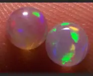 2 ROUNDS 5mm CRYSTAL OPAL WELO