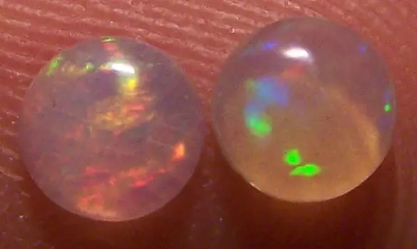 2 OPALES RONDES 5mm WELO