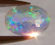 OPALE FACETTEE CONTRALUZ MAGDALENA