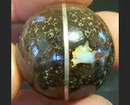 PERLE OPALE KOROIT 136 CT AUSTRALIE