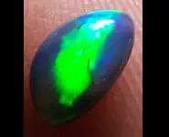 SOLID BLACK OPAL 0.85 CT L. RIDGE
