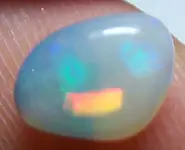 :) SMILEY OPALE CRISTAL 1.55 CT L. RIDGE